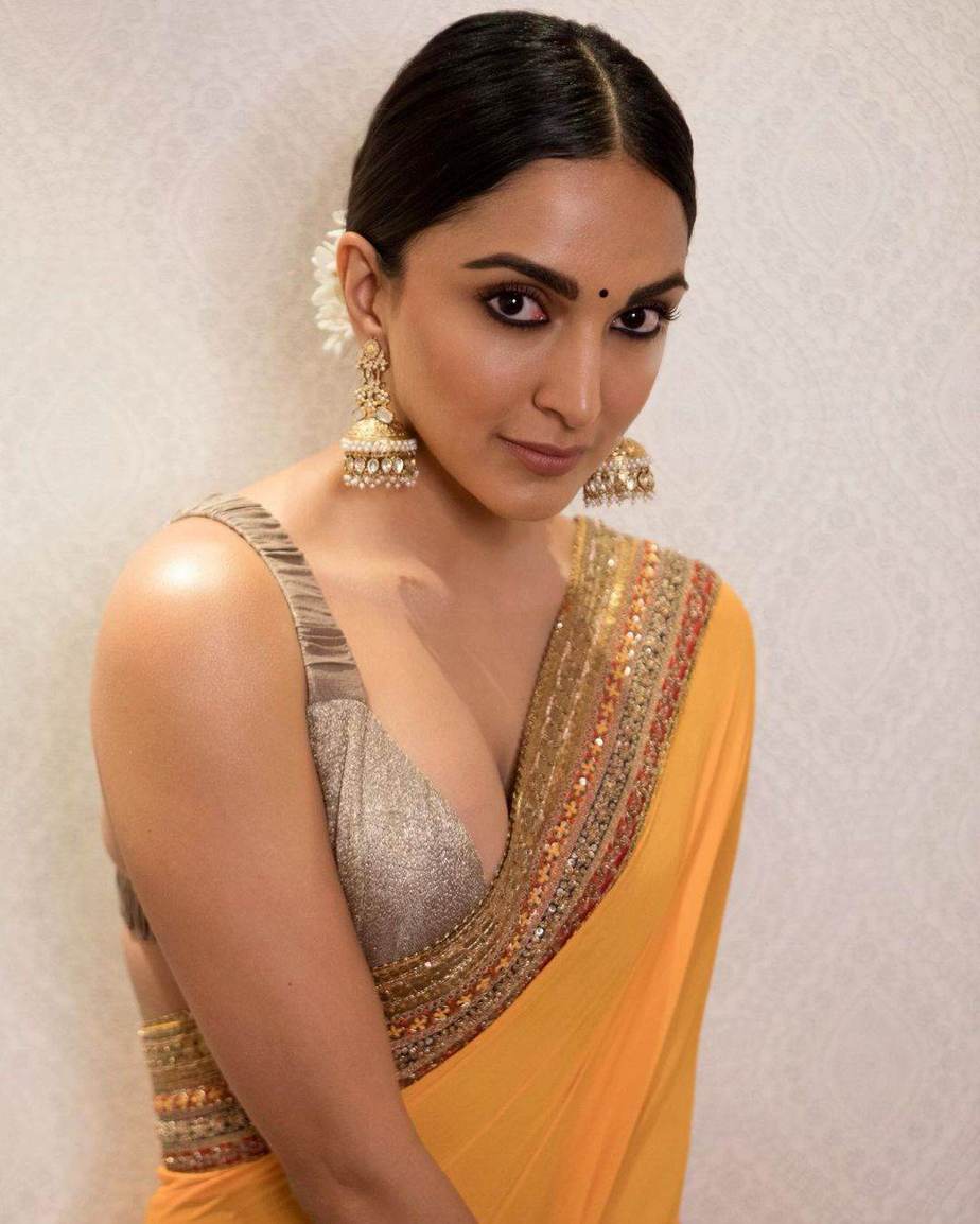 Radhika 264 New Stylish Designer Party Wear Georgette Saree Collection